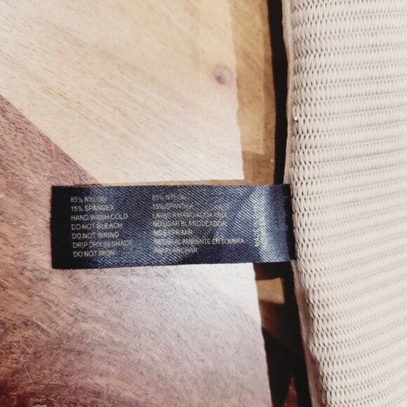 Marilyn Monroe Tummy Support Skirt Shapewear- Size M - Picture 4 of 6